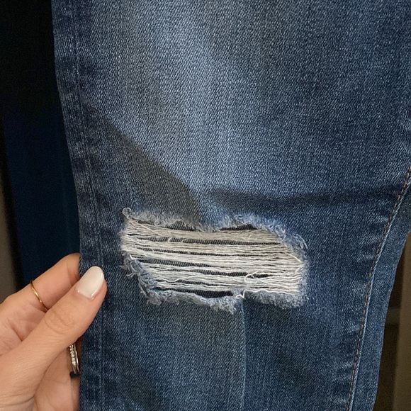 AG The Farrah Skinny High Rise Jeans - Picture 6 of 11